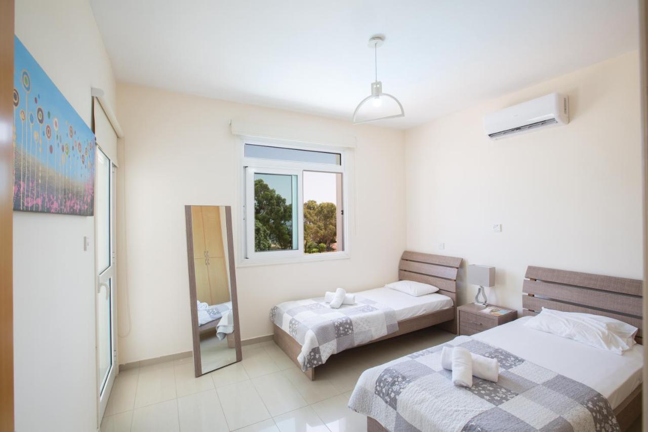 Shaye Front Line Villa Protaras Dış mekan fotoğraf